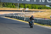enduro-digital-images;event-digital-images;eventdigitalimages;mallory-park;mallory-park-photographs;mallory-park-trackday;mallory-park-trackday-photographs;no-limits-trackdays;peter-wileman-photography;racing-digital-images;trackday-digital-images;trackday-photos